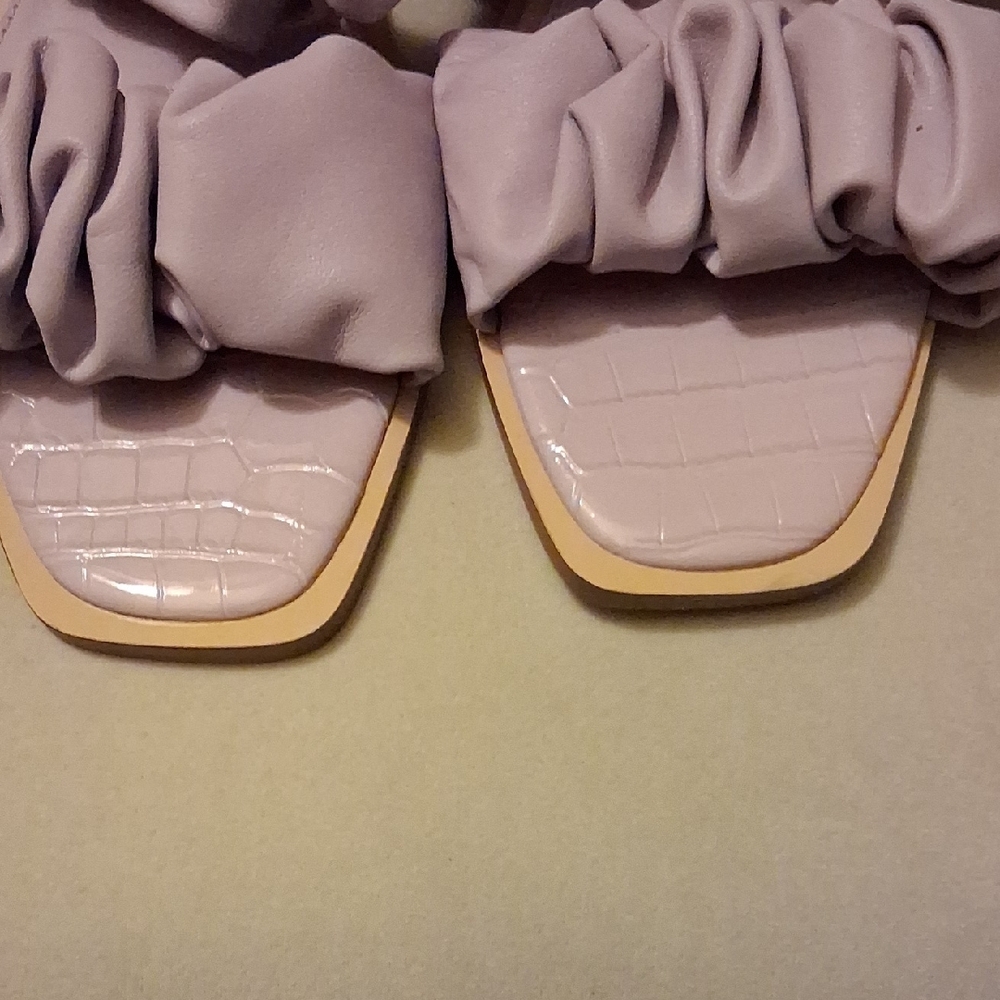 Lilac Ruched Slide Sandals - Sam Edelman - Picture 3 of 5